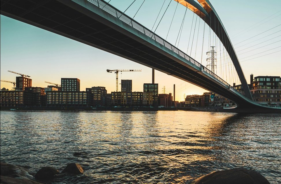 <span id="hs_cos_wrapper_name" class="hs_cos_wrapper hs_cos_wrapper_meta_field hs_cos_wrapper_type_text" style="" data-hs-cos-general-type="meta_field" data-hs-cos-type="text" >Vad behöver entreprenören visa vid krav om kostnadsändringar enligt AB 04/ABT 06 kap. 6 § 3?</span>