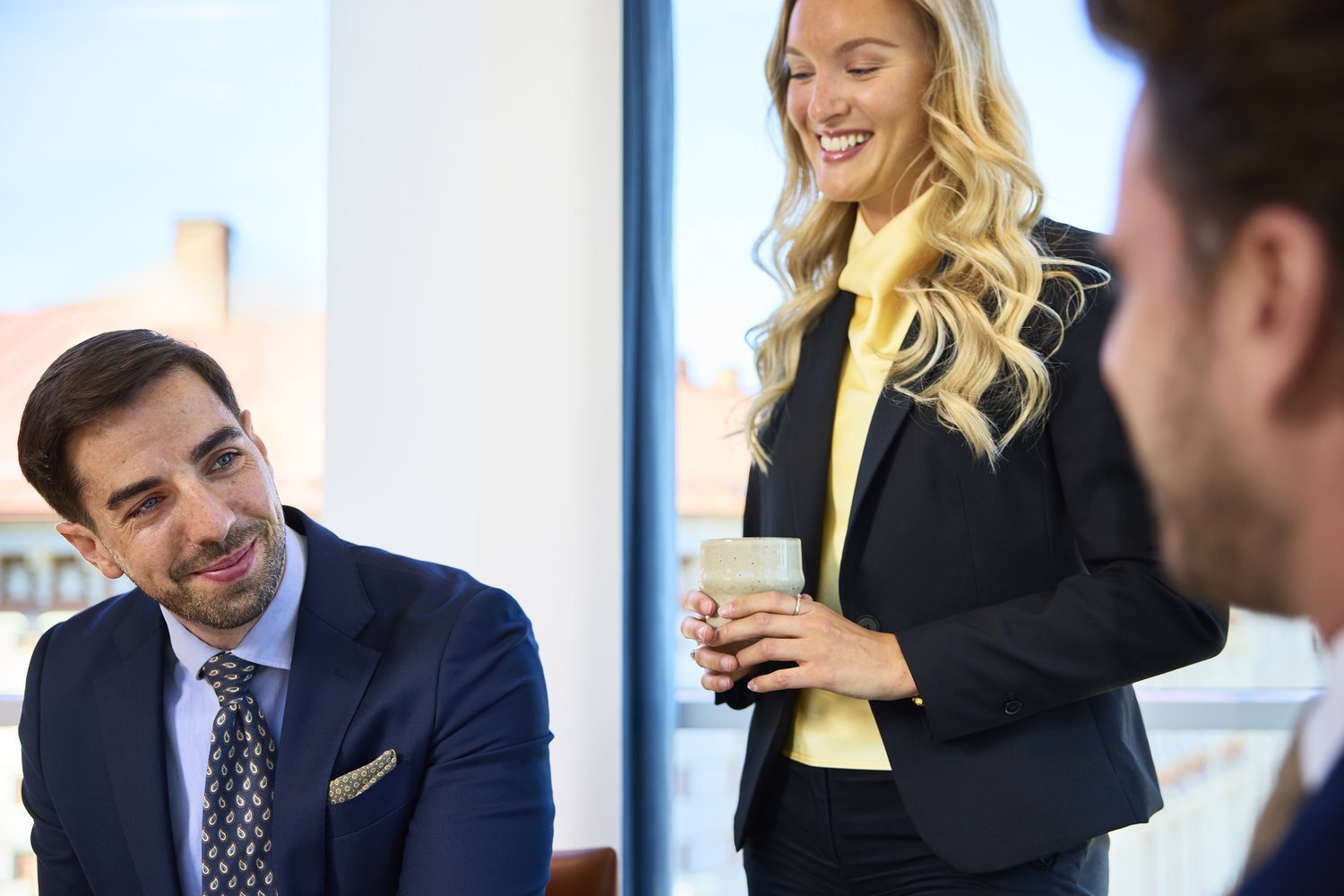 <span id="hs_cos_wrapper_name" class="hs_cos_wrapper hs_cos_wrapper_meta_field hs_cos_wrapper_type_text" style="" data-hs-cos-general-type="meta_field" data-hs-cos-type="text" >Hur är det att jobba på Foyen? Intervju med Andriano Södergren</span>