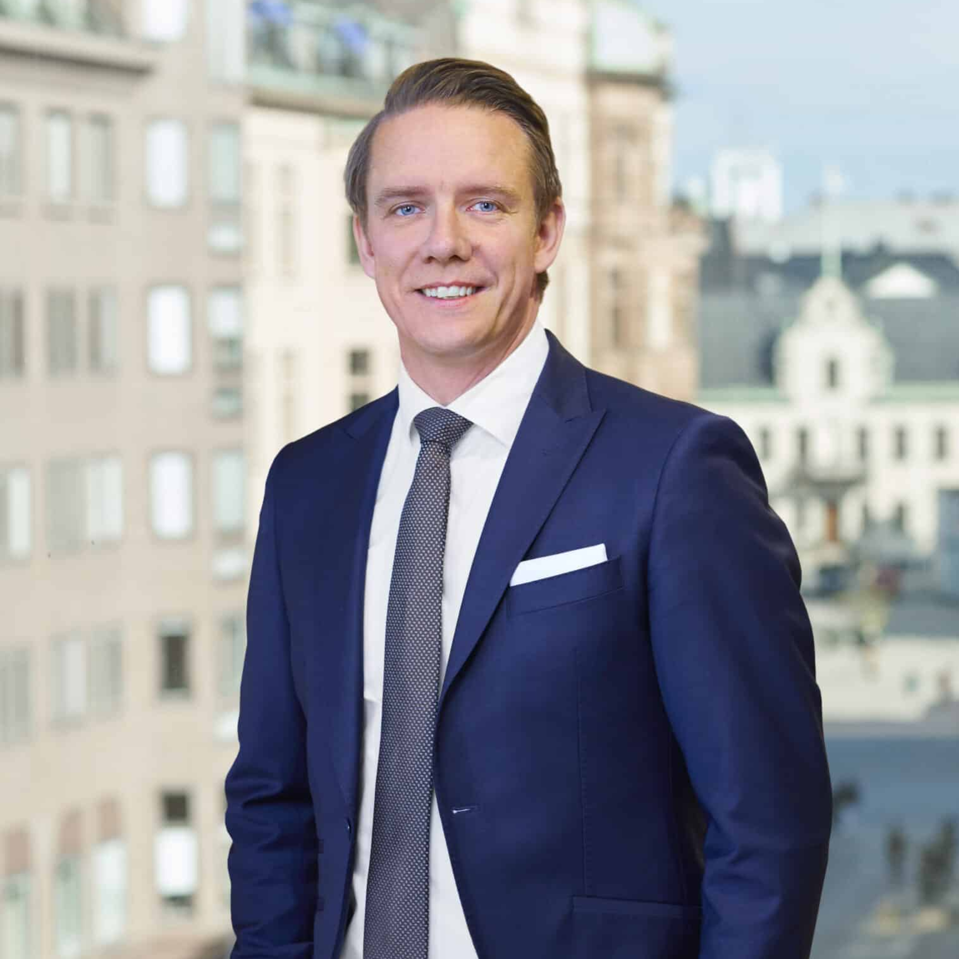 <span id="hs_cos_wrapper_name" class="hs_cos_wrapper hs_cos_wrapper_meta_field hs_cos_wrapper_type_text" style="" data-hs-cos-general-type="meta_field" data-hs-cos-type="text" >Foyen expanderar inom aktiemarknadsrätt när Daniel Sjöholm går in som ny delägare</span>