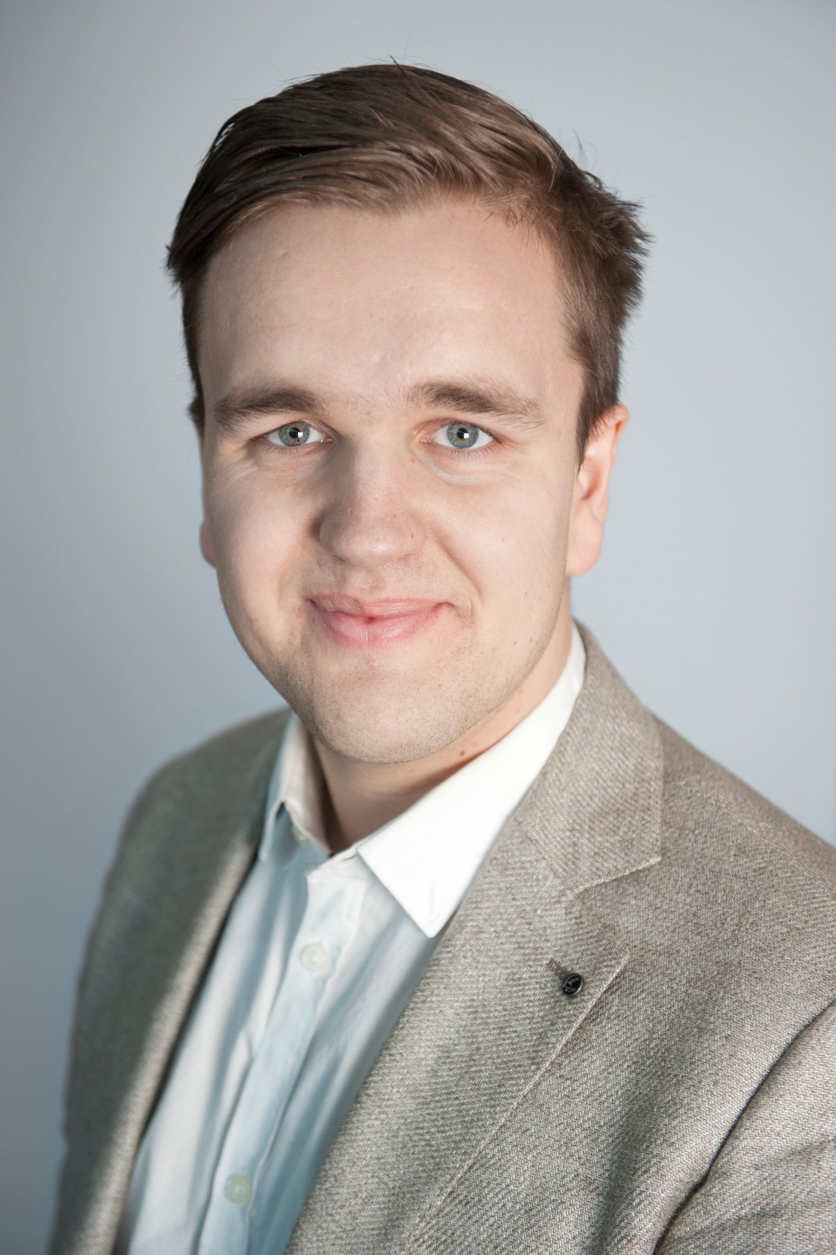 Jesper Kröger - vinnare av Foyens uppsatsstipendium i miljörätt